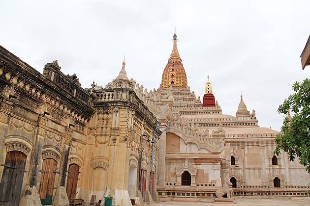 Myanmar Cycling Holiday 14 Days